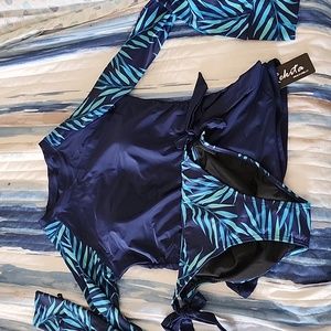 Rash guard and swim bottoms